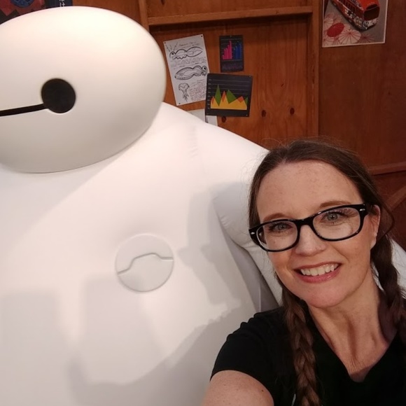 Meet your Posher, Marcie - Picture 2 of 3